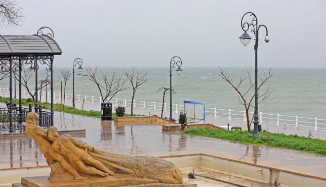 Cod galben de ploi însemnate cantitativ la Constanța! Unde sunaţi pentru a semnala eventualele probleme