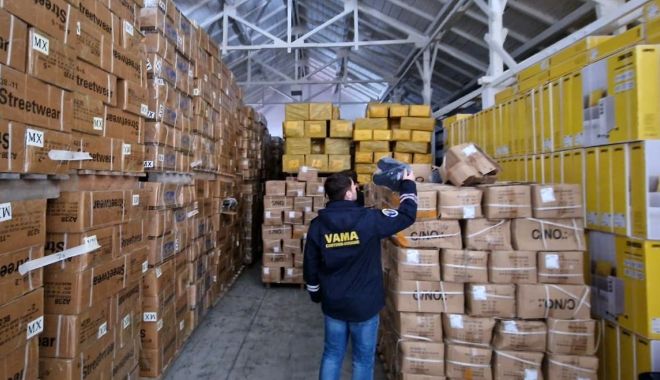Moşteniri, moşteniri, moşteniri! Cu ochii pe averile inspectorilor vamali din Constanţa - 1-1686231967.jpg