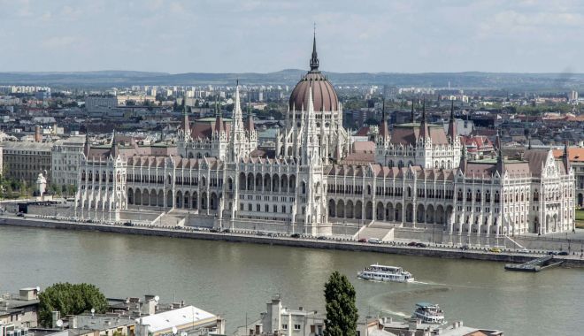 Lege strictă privind angajarea de lucrători străini, adoptată în Ungaria - 1-1686727042.jpg