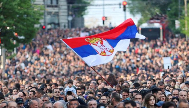 Noi manifestaţii uriaşe împotriva guvernului, la Belgrad - 1-1687076272.jpg