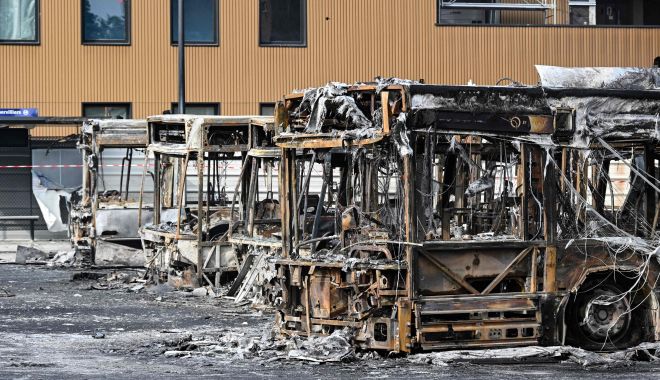 Violenţe în Franţa. 20 de milioane de euro pagube pentru transportul din regiunea Parisului - 1-1688455315.jpg