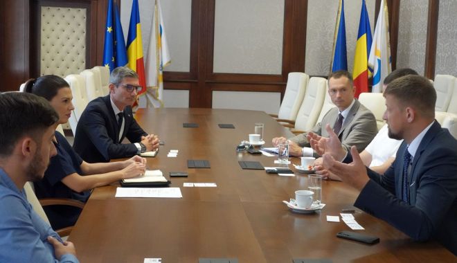 Portul Constanţa, vizitat de reprezentanţi ai Portului Riga din Letonia - 1-1691054632.jpg
