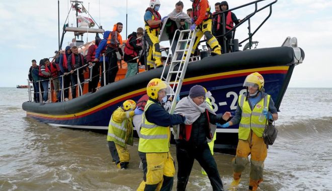 Marea Britanie anunţă un acord cu Turcia pentru combaterea fluxului de imigranţi ilegali - 1-1691565768.jpg