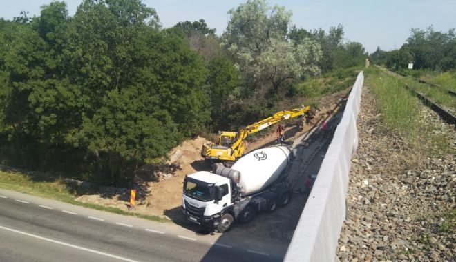 CFR Infrastructură: Pasajul inferior rutier de la km 15+470 (DN2A) a intrat în reparații!