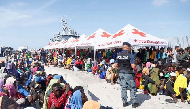 Franţa nu va primi migranţi veniţi pe insula italiană Lampedusa - 1-1695194505.jpg