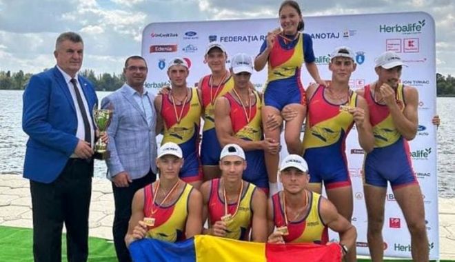 Tinerii canotori de la CSM Constanţa, campioni balcanici - 1-1695215868.jpg