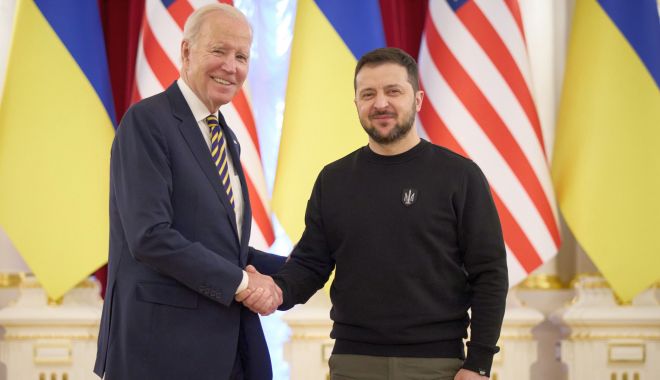 Joe Biden asigură Ucraina că va primi în continuare ajutor financiar american - 1-1696229902.jpg
