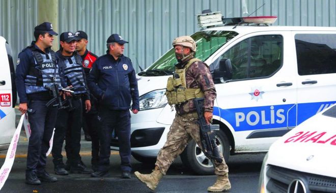 20 de persoane cu presupuse legături cu atacul comis la Ankara, arestate în Turcia