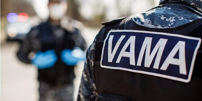 Constanţa Sud: Încălţăminte sport în valoare de aproximativ 557.000 lei, descoperită de inspectorii vamali - 1-1696848800.jpg
