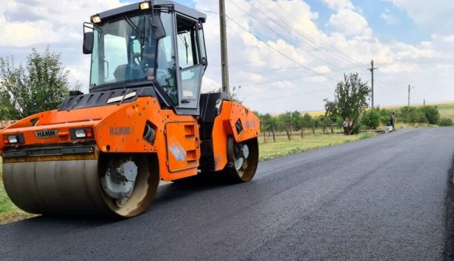 Asfaltări, pază în spitale, linişte la plajă! Firme care încasează milioane din bani publici, la Constanţa - 1-1696944731.jpg