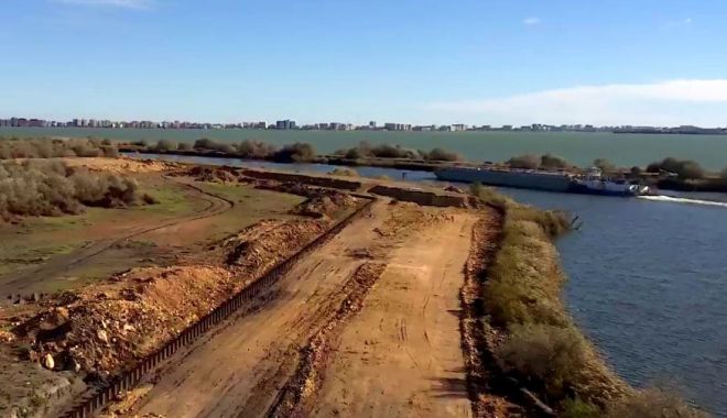 Canale Navigabile: Capacitatea de operare în portul Ovidiu se extinde. Lucrările sunt în toi - 1-1699268341.jpg