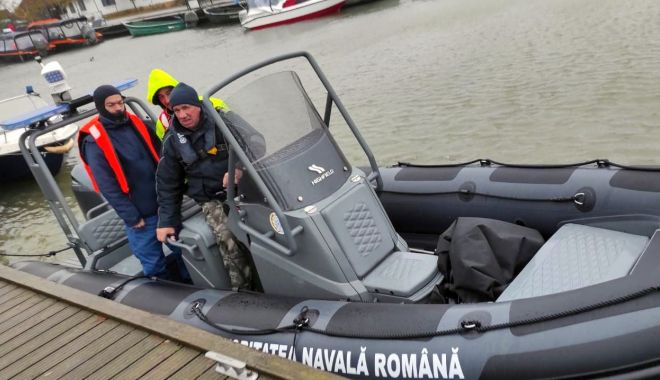 ANR, acţiune de salvare a doi turişti rătăciţi în Delta Dunării. Ambarcaţiunea lor, surprinsă de furtună