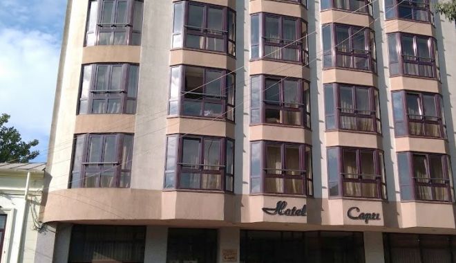 Hotelul Capri din Constanţa, scos la vânzare pentru 2,49 milioane de euro - 1-1700996219.jpg