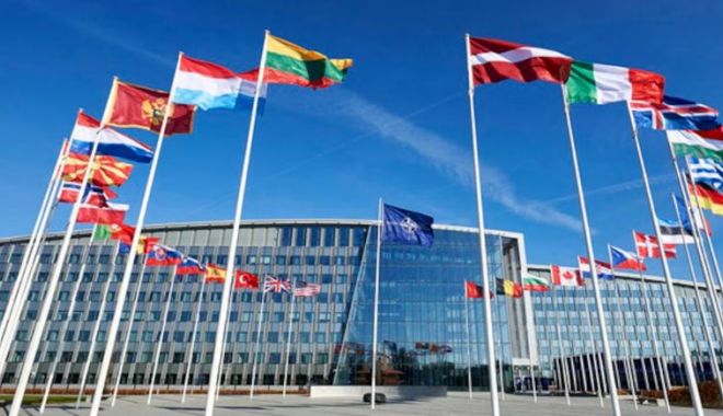 Miniştrii de externe din NATO se reunesc pentru a discuta despre războiul din Ucraina şi tensiunile Serbia-Kosovo