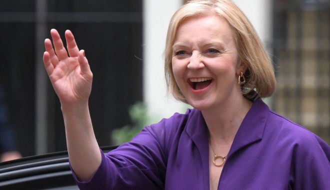 Fostul prim-ministru britanic Liz Truss sprijină revenirea lui Donald Trump la Casa Albă - 1-1701161569.jpg