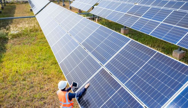 Inflaţie, energie, producţie industrială. INFO economic - 1-1702463447.jpg