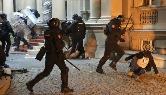 Moscova acuză Occidentul că încearcă să destabilizeze situaţia din Serbia - 1-1703579329.jpg