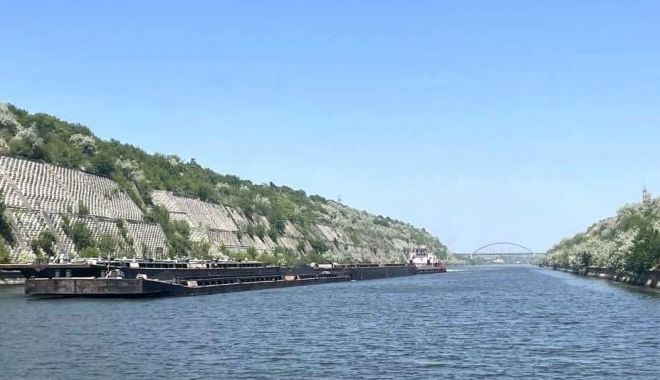 Cereale şi minereuri. Peste 32.000 de nave au tranzitat, anul trecut, canalele navigabile