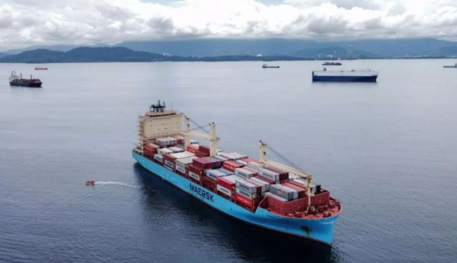 Statele UE vor discuta desfăşurarea unei misiuni navale în Marea Roşie pentru protejarea navigaţiei comerciale - 1-1705226738.jpg