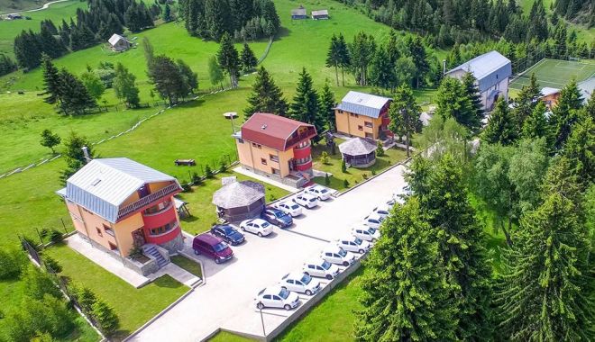 Producţie industrială, turism, înmatriculări auto. INFO economic - 1-1707131377.jpg