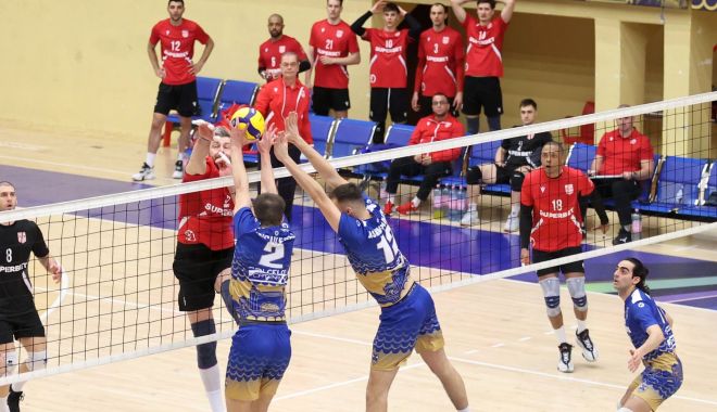 Marea surpriză a campionatului! Voleibaliştii constănţeni au răpus pe Dinamo Bucureşti - 1-1707653722.jpg
