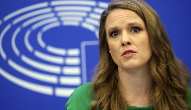 Parlament European: Dreptul la avort ar trebui înscris în Carta Drepturilor Fundamentale a UE - 1-1710062073.jpg