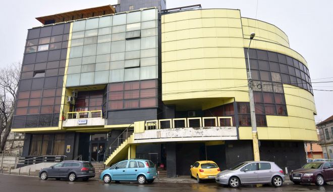 Executări silite! Fiscul scoate la vânzare terenuri, autoturisme şi… tancuri siloz