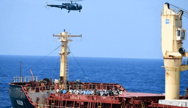 Navigatorii de pe cargoul „MV Ruen” au scăpat din ghearele piraţilor somalezi - 1-1710680948.jpg