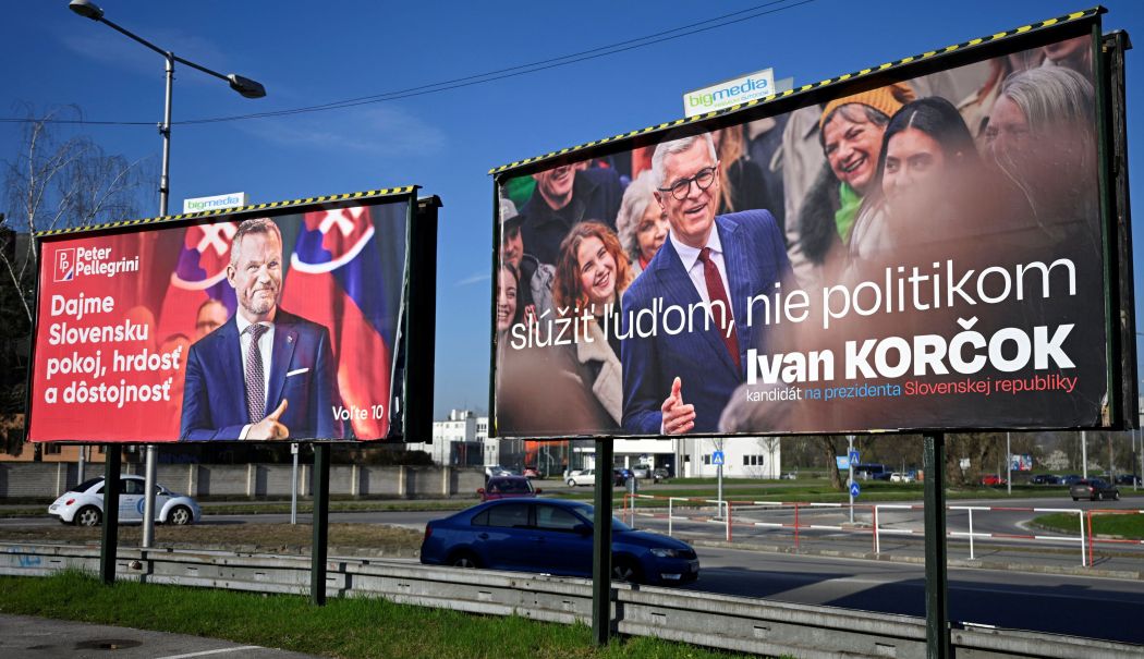 Slovacii îşi aleg preşedintele dintre doi rivali care au poziţii opuse în privinţa Ucrainei - 1-1712127952.jpg