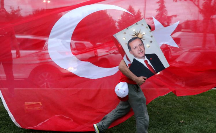 Recep Erdogan vorbeşte despre „boala aroganţei” după eşecul din alegerile municipale