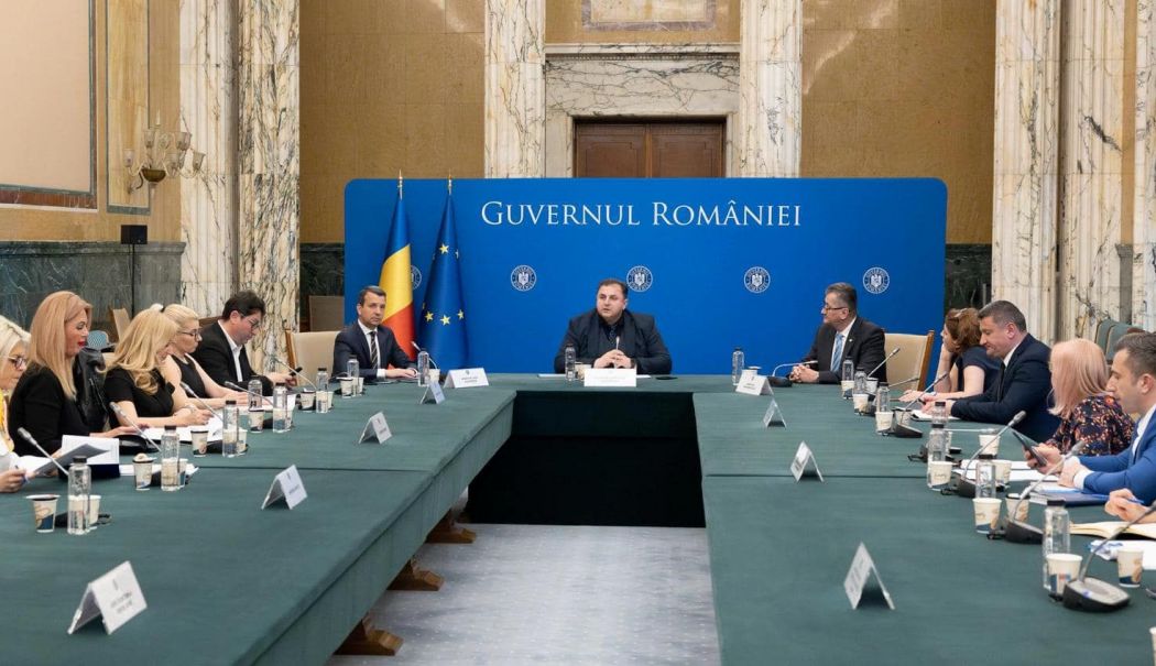Agenţia de Cadastru, sprijin pentru transferul serviciilor publice de la autorităţile centrale la consiliile judeţene - 1-1712746757.jpg