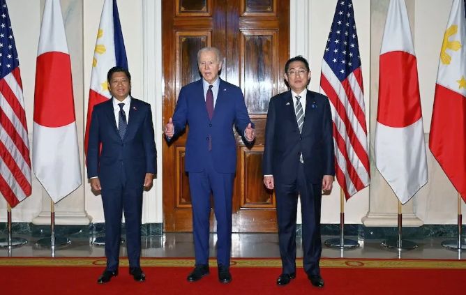 Joe Biden promite să apere Filipinele în cazul unui atac în Marea Chinei de Sud - 1-1712905324.jpg