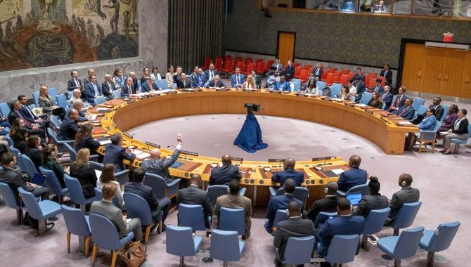 Autoritatea Palestiniană îşi va reexamina relaţia cu SUA după veto-ul acestora la ONU - 1-1713771361.jpg
