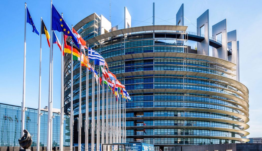 Parlamentul European a adoptat noi norme ale UE pentru combaterea spălării banilor - 1-1714031555.jpg