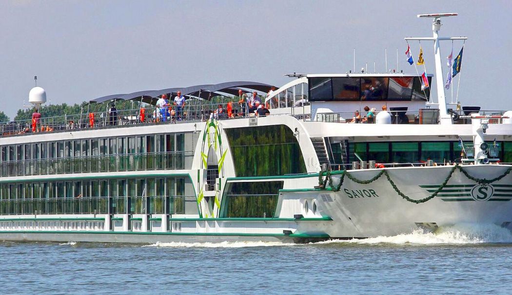 Nava fluvială „Savor” a revenit în Portul Constanţa, cu peste 100 de turişti la bord - 1-1714129282.jpg