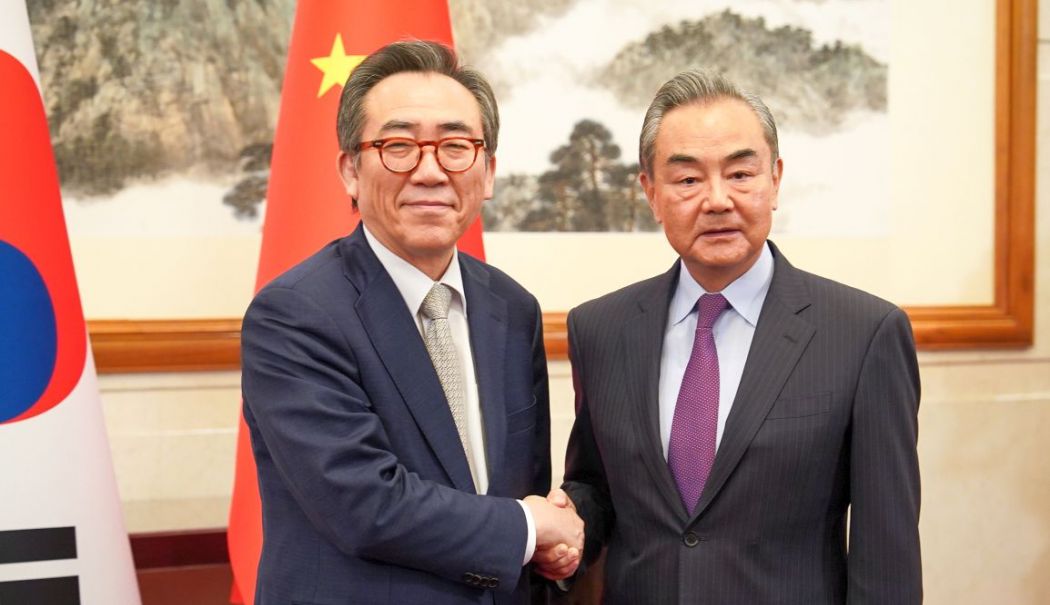 Ministrul chinez de externe: Beijingul doreşte relaţii mai bune cu Seulul - 1-1715670275.jpg