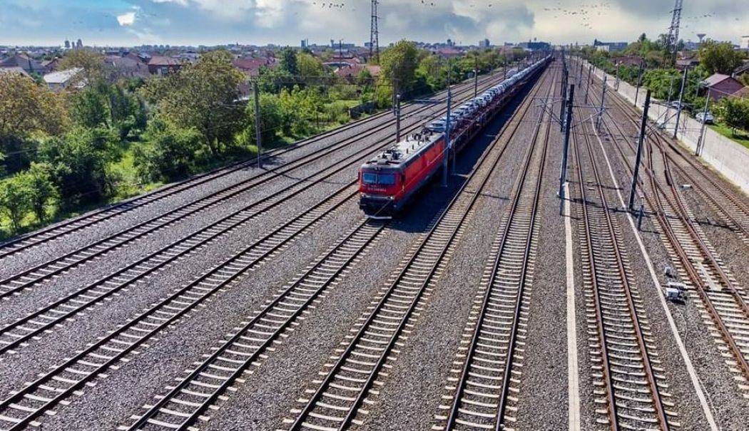 CFR anunţă investiţii în infrastructura feroviară şi pentru siguranţa transportului pe calea ferată - 1-1715683084.jpg