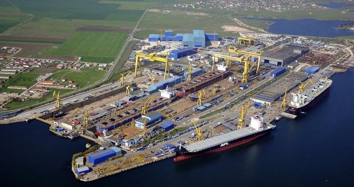 Foto - Şoc la Şantierul Naval din Mangalia! Se cere falimentul Damen Shipyards, trei sferturi din personal - în şomaj tehnic!