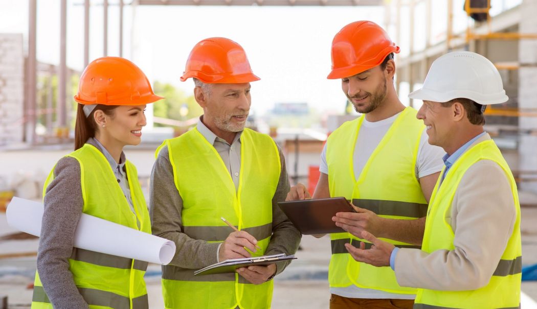 Tranzacţii, construcţii, banking. INFO economic - 1-1716975999.jpg