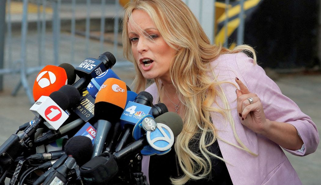 Stormy Daniels cere justiţiei americane ca Donald Trump să fie condamnat la închisoare - 1-1717402498.jpg