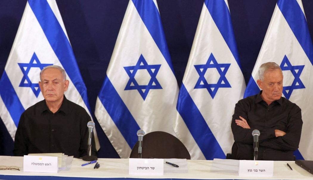 Benjamin Netanyahu îl îndeamnă pe Benny Gantz să nu demisioneze - 1-1717920004.jpg
