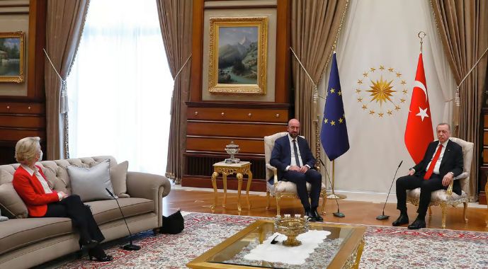 Charles Michel vrea să o excludă pe Ursula von der Leyen de la discuţia despre funcţiile de top în UE - 1-1718178949.jpg