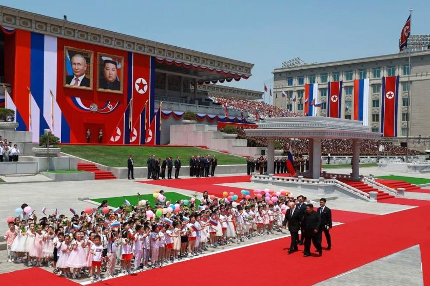Summit la Phenian. Vladimir Putin apreciază sprijinul nord-coreean pentru politica rusă - 1-1718783600.jpg