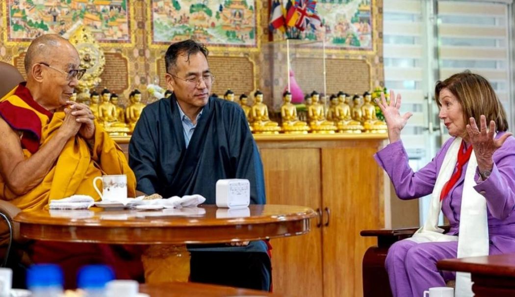 China critică o vizită a unui grup de parlamentari americani la Dalai Lama - 1-1718784127.jpg