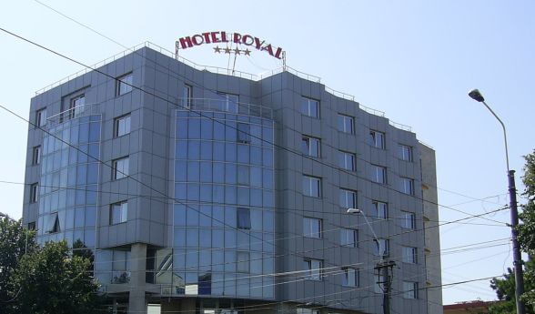 Hotelul Royal din Constanţa, scos la vânzare pentru patru milioane de euro - 1-1718796788.jpg