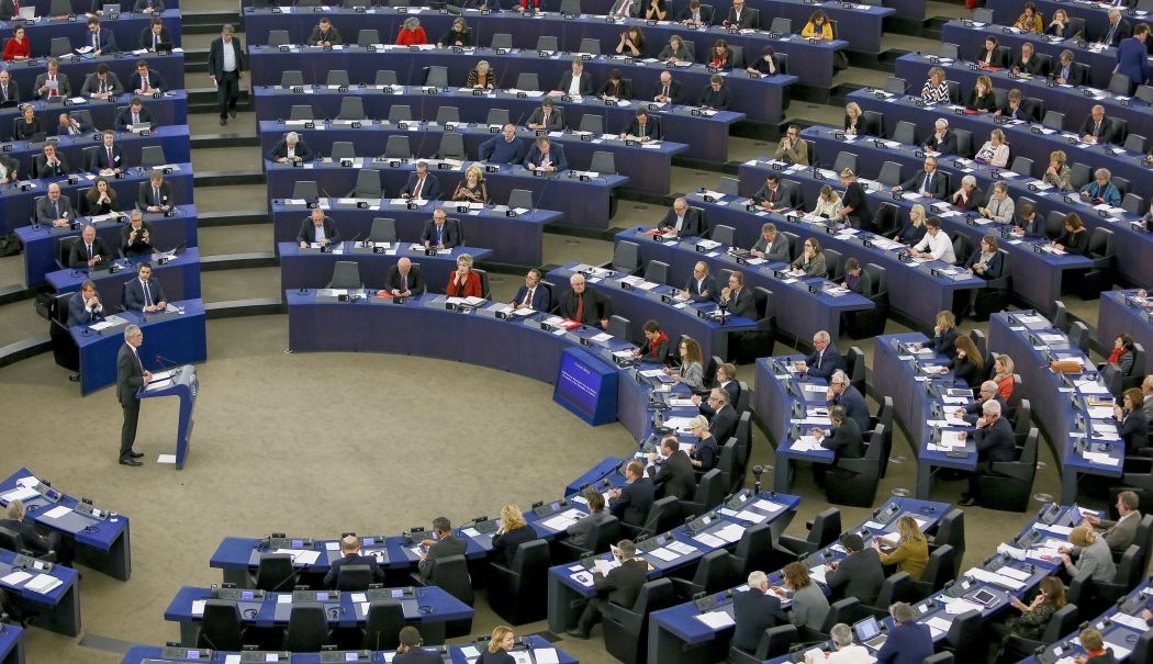 Premierul Ungariei vrea să formeze un nou grup parlamentar european