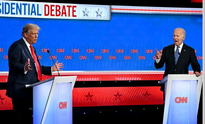 Sondaj: Joe Biden reduce din avantajul lui Donald Trump în statele oscilante - 1-1720425957.jpg