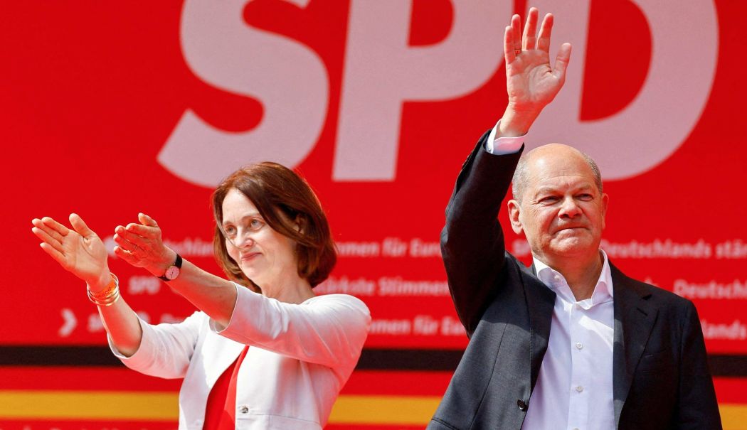 Cancelarul german Olaf Scholz cere coaliţii fără extrema dreaptă, după alegerile regionale - 1-1725350319.jpg