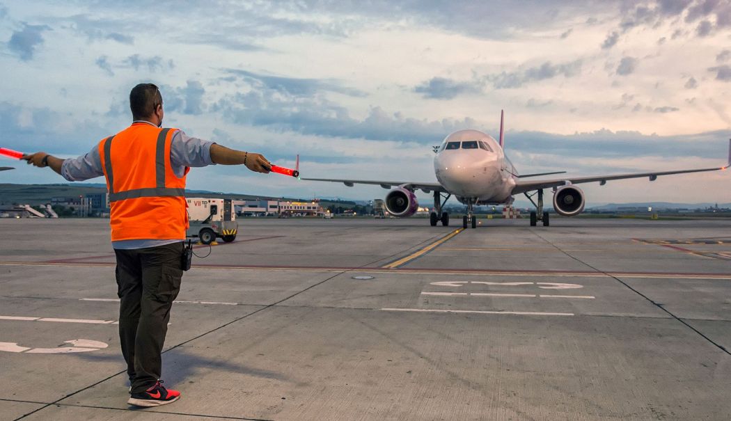 Bursă, transport aerian de mărfuri, cost forţă de muncă. INFO economic - 1-1725438307.jpg