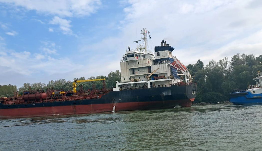ANR: Dezeşuată, nava „Ata Ocean” a primit aviz pentru a-şi putea continua voiajul